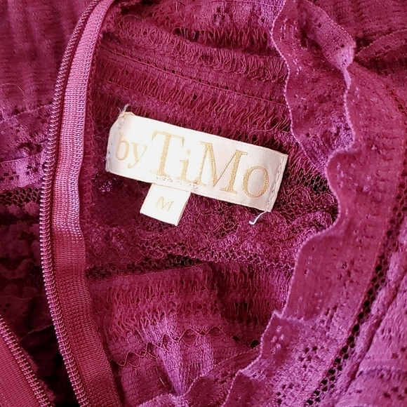 ByTiMo Ruffled Lace long sleeve top size medium maroon - Picture 7 of 7